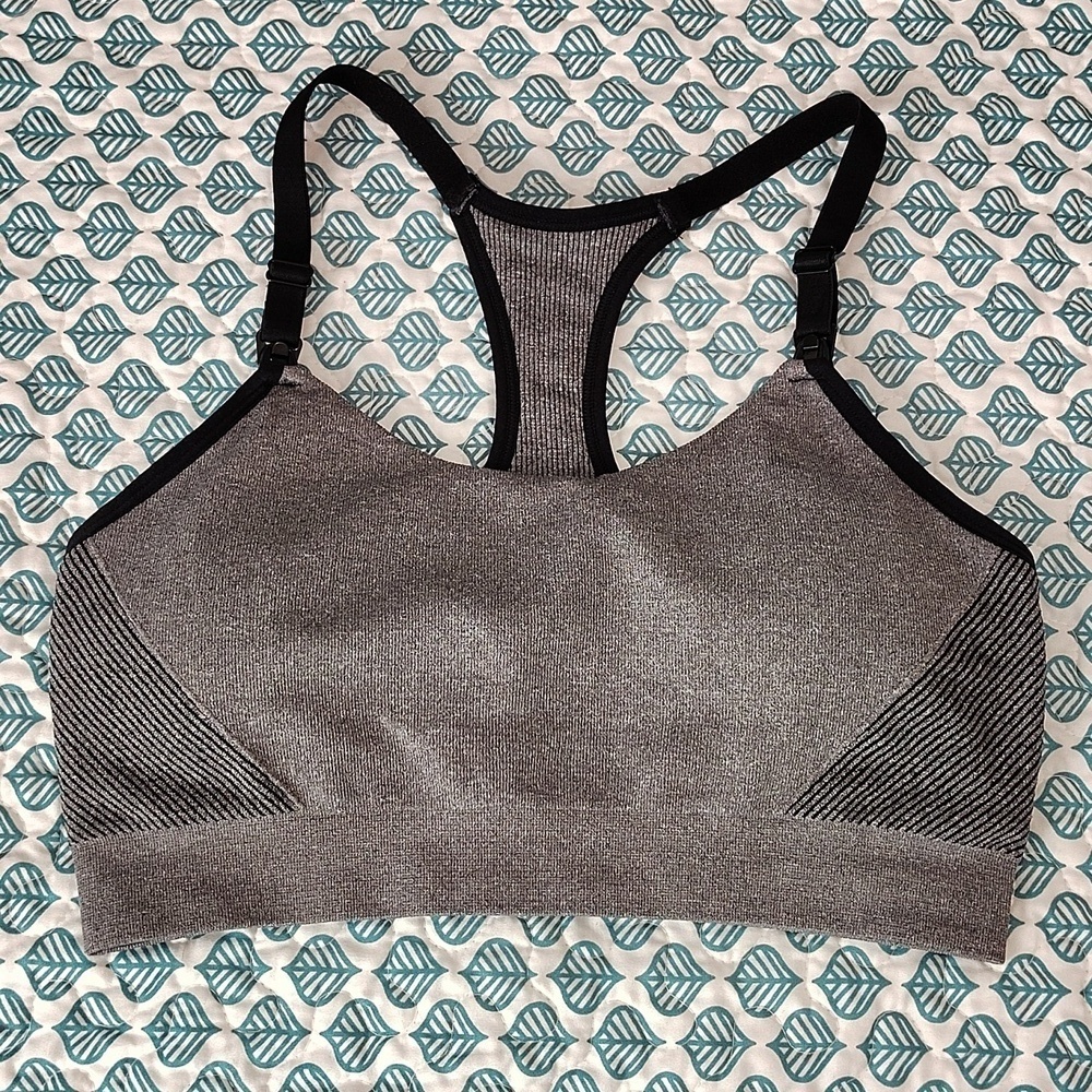 Auden Nursing Lightly Lined Yoga Bra Size Medium Gray Black Straps